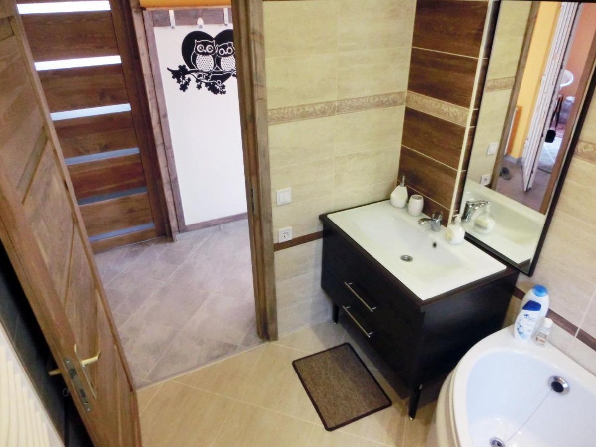 Pilis Apartman Piliscsaba エクステリア 写真